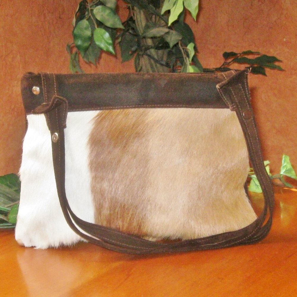 Vintage Newey England Bag Fur Front Suede Back Trim Adj Strap 12" Wide 9" Tall